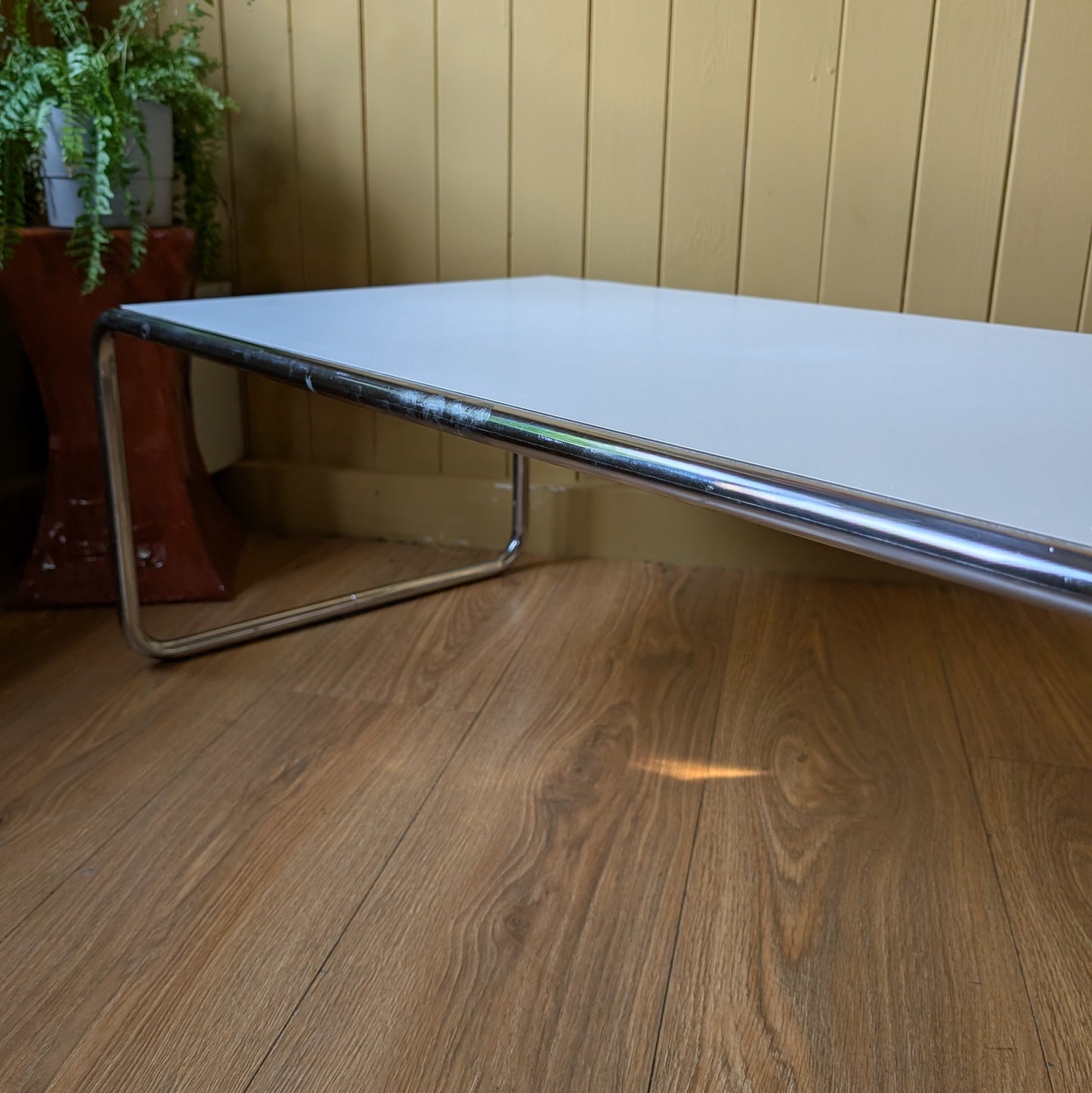 Minimalist Mid-Century Bauhaus Design Coffee Table