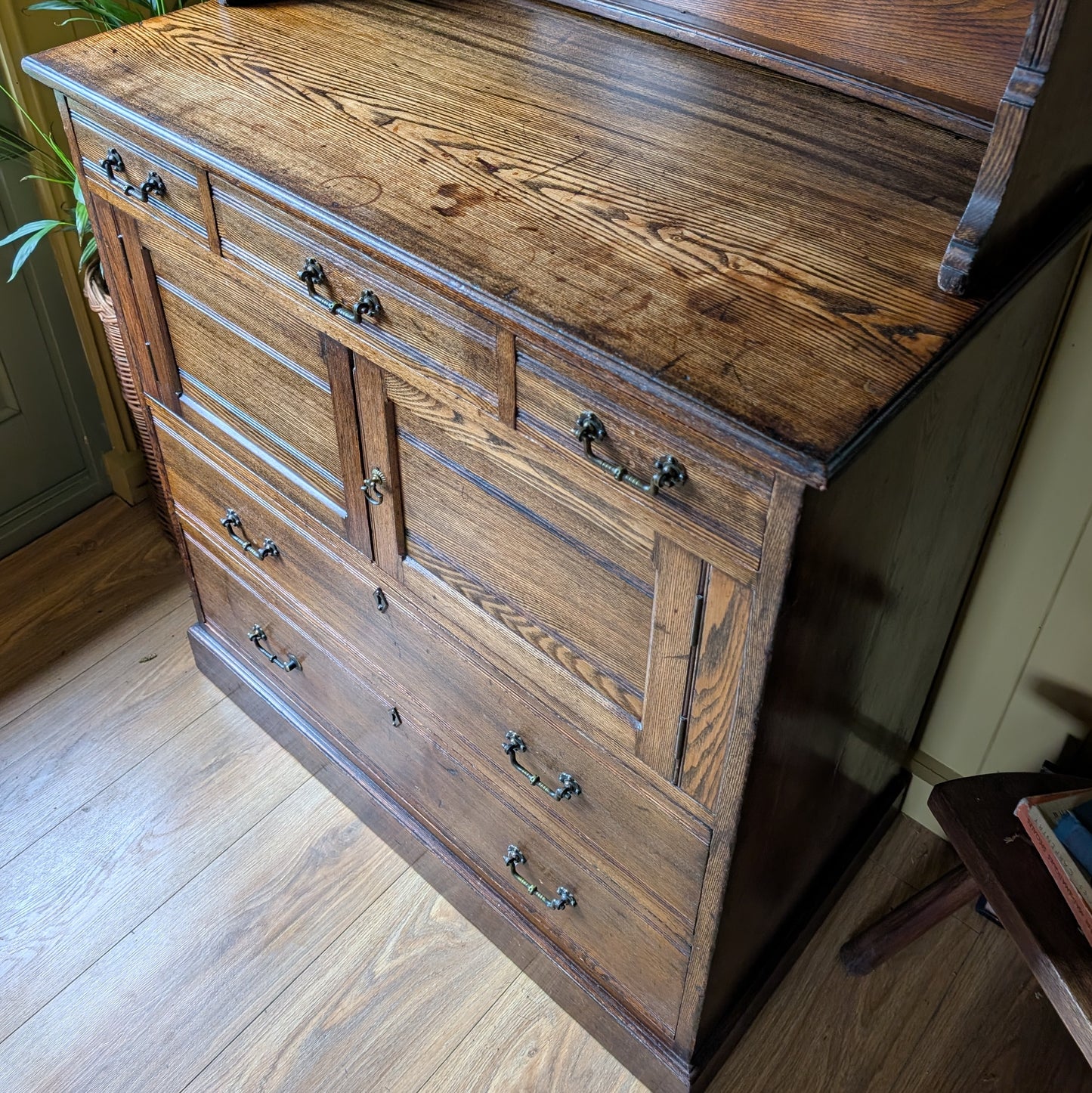 Small Arts And Crafts Oak Dresser