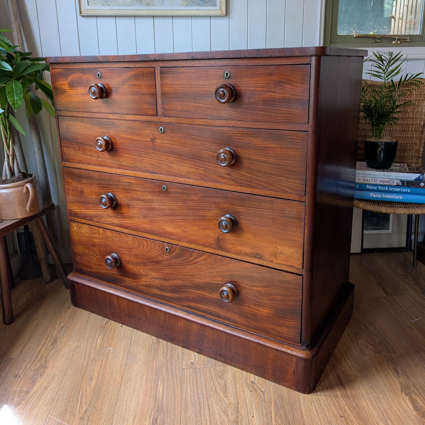 Victorian Chest of Drawers
