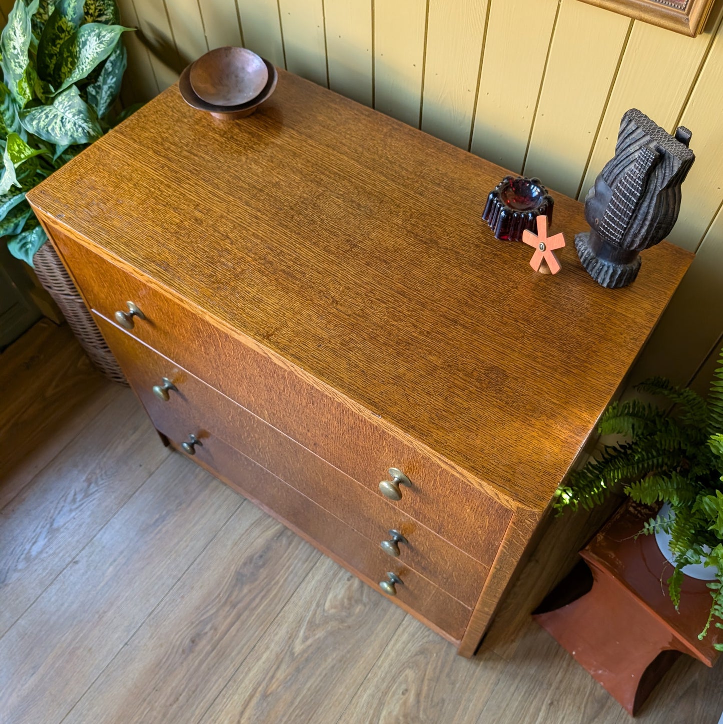 Small 1950s Oak Chest of Drawers