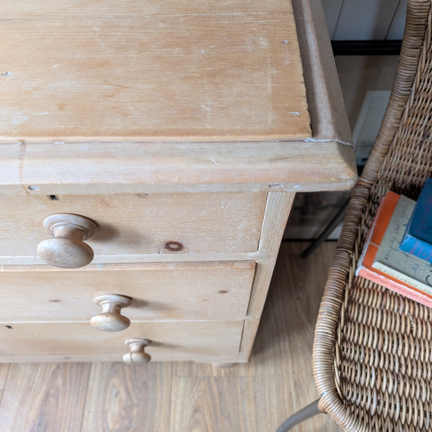 Small Victorian Pine Chest of Drawers