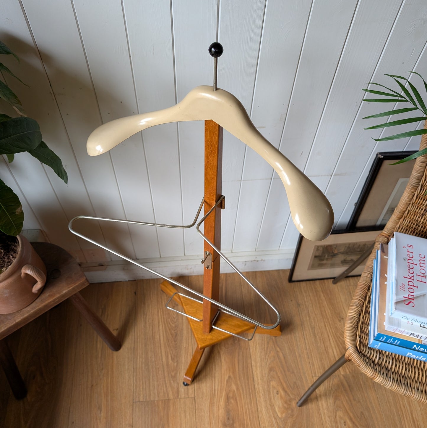 Mid Century Gentleman's Valet