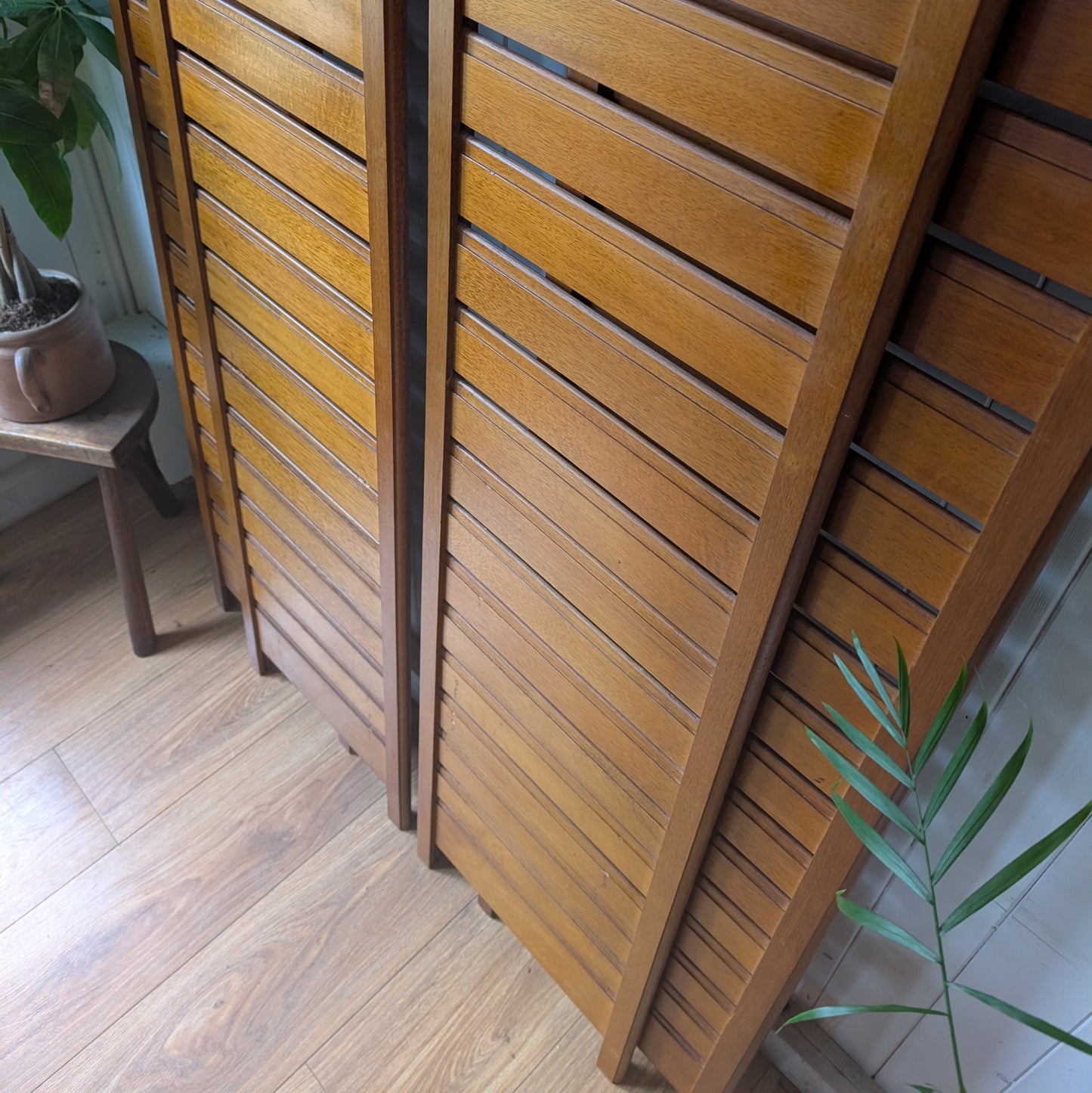 Pair of Ladderax Shelving Uprights