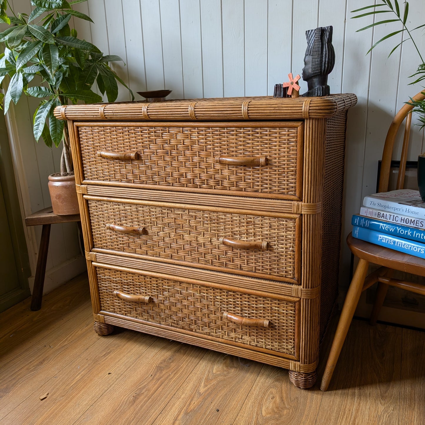 Vintage Wicker Chest of drawers