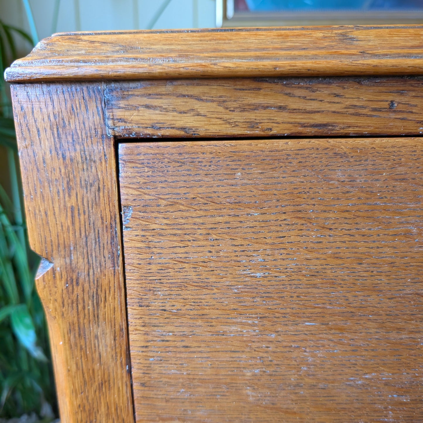 Vintage Oak Chest of Drawers