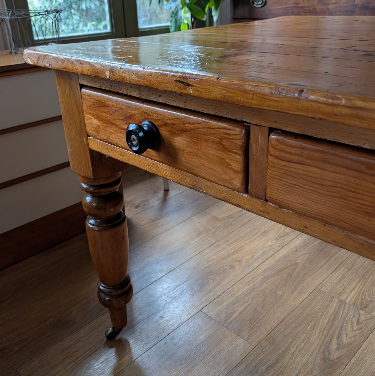 Victorian Pine Farmhouse Table