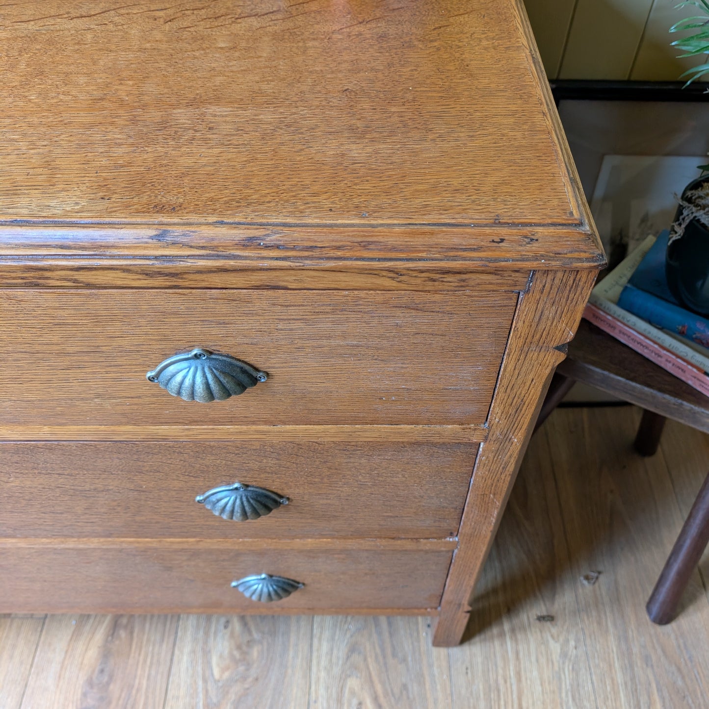 Vintage Oak Chest of Drawers