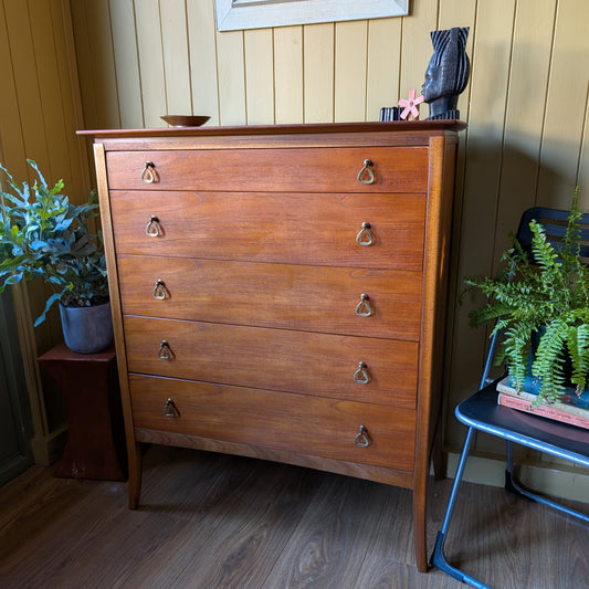 Mid Century Chest of Drawers