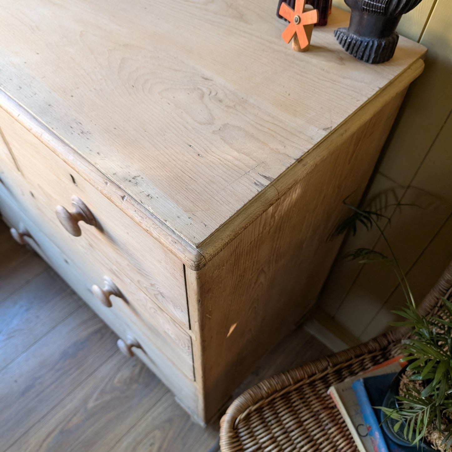 Victorian Pine Chest of Drawers